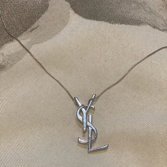 ysl logo pendant